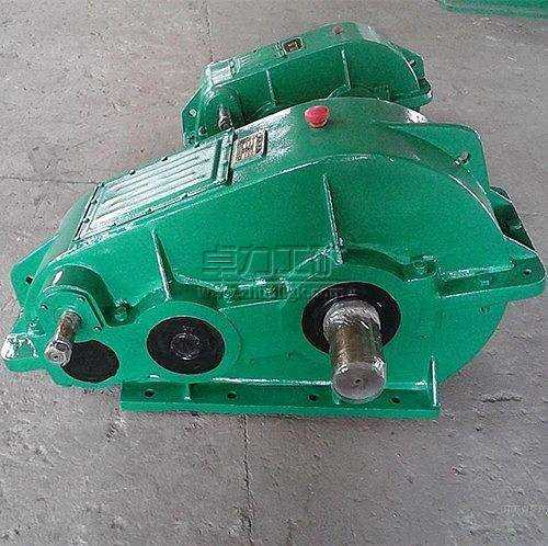 ZQD、ZSC(D)型大速比齒輪減速機(jī)